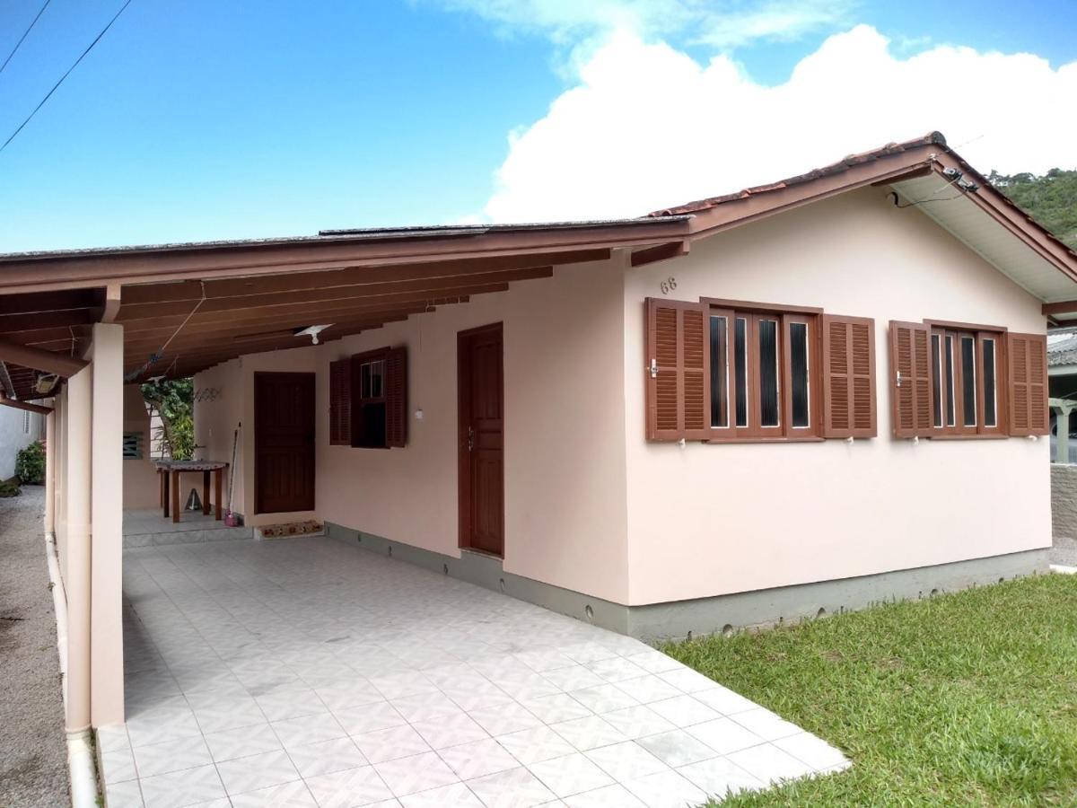 فيلا Casa Na Pinheira, Praia De Cima المظهر الخارجي الصورة